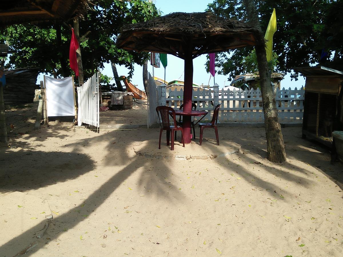 Parei Beach Inn Tangalle Εξωτερικό φωτογραφία